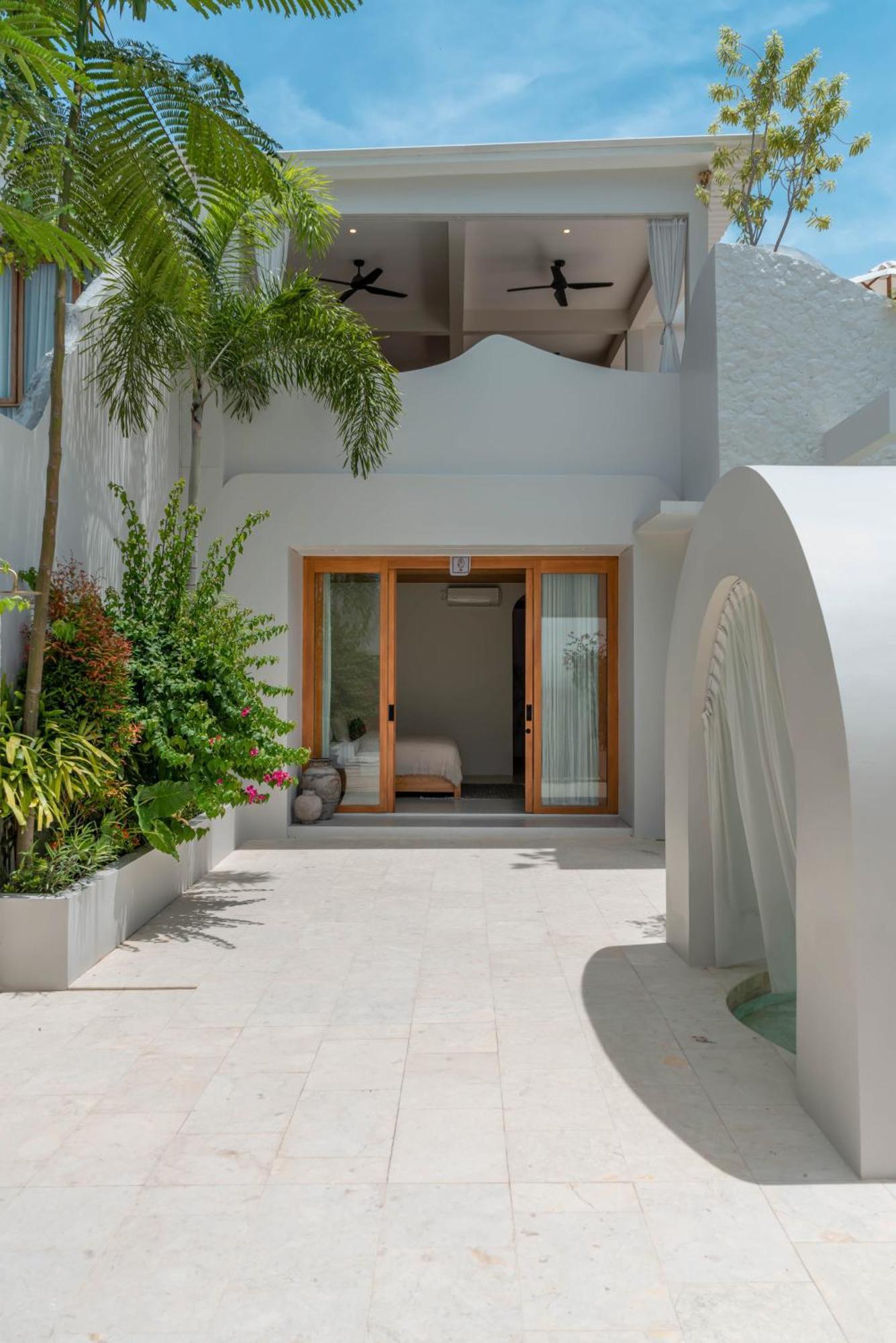 Villa Milana: 5Br Mediterrenean Villa In Canggu المظهر الخارجي الصورة